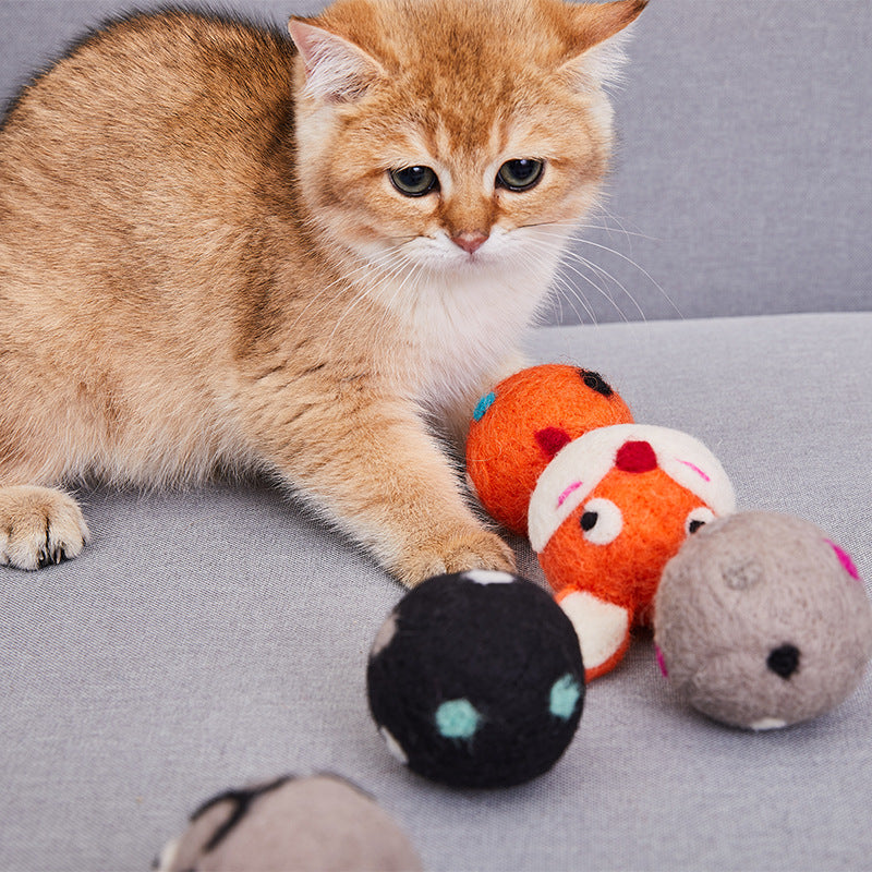 Colorful Felt Pet Stretch Ball Interactive Bell Chew Toy