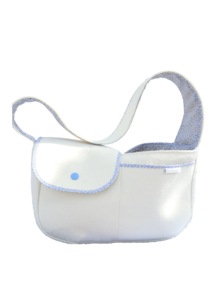 Korean Style Portable Pet Travel Bag Carrier Outdoor Bag