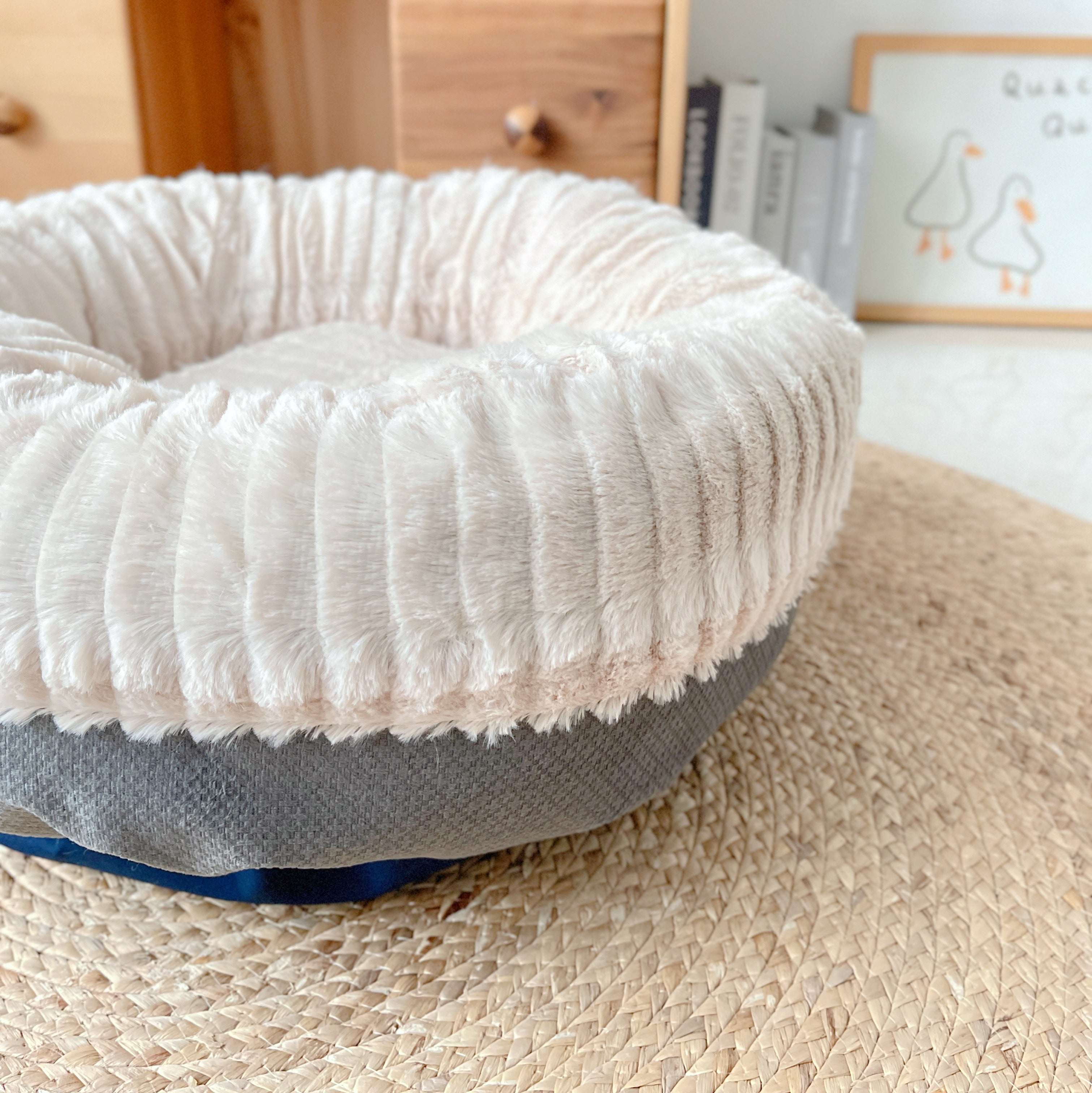 Soft Thickened Warm Pet Kennel For Deep Sleep Comfort