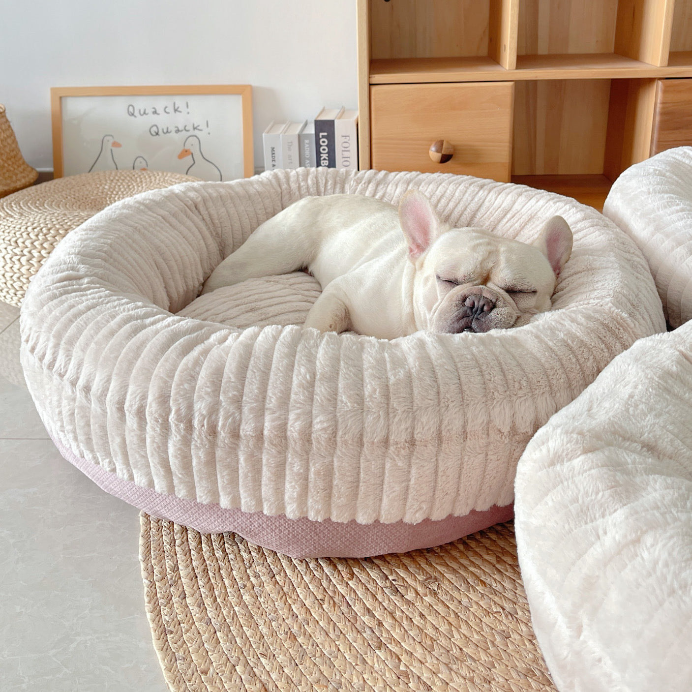 Soft Thickened Warm Pet Kennel For Deep Sleep Comfort